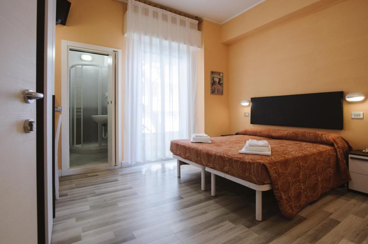 Hotel Milena Rimini Esterno foto