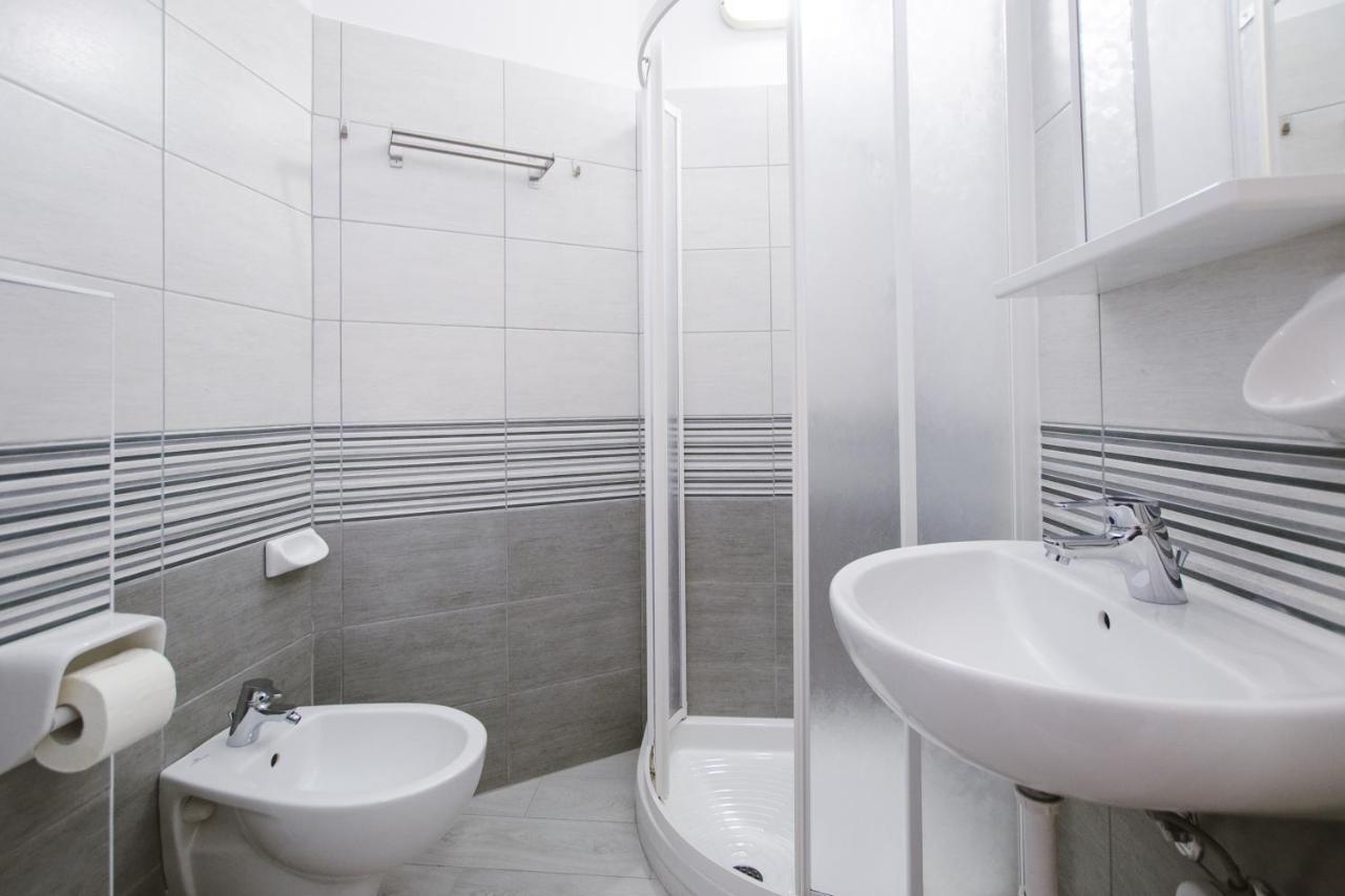 Hotel Milena Rimini Esterno foto