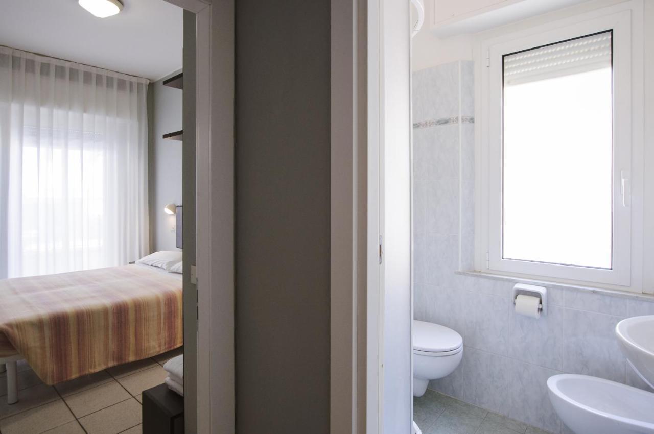 Hotel Milena Rimini Esterno foto