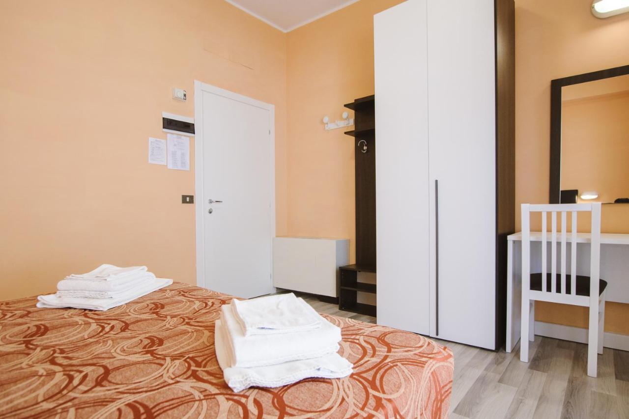Hotel Milena Rimini Esterno foto