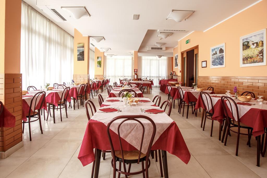 Hotel Milena Rimini Esterno foto